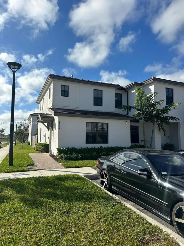 12974 SW 232nd Lane Homestead FL 33170