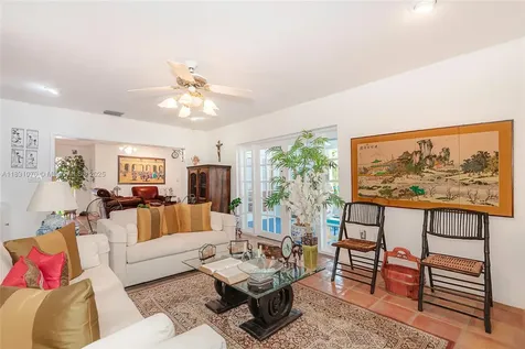 8445 SW 80th Place Miami FL 33143