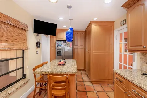 8445 SW 80th Place Miami FL 33143