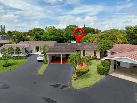 8445 SW 80th Place Miami FL 33143