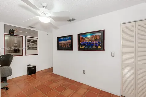 8445 SW 80th Place Miami FL 33143