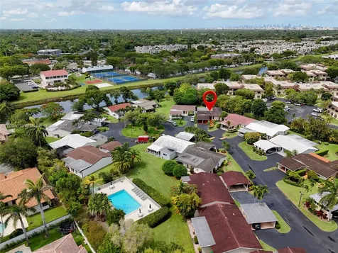 8445 SW 80th Place Miami FL 33143