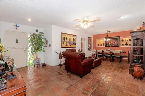 8445 SW 80th Place Miami FL 33143
