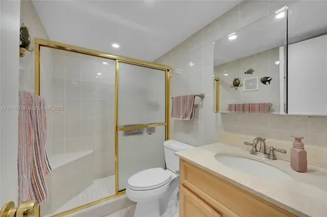 931 SE 9th Avenue Pompano Beach FL 33060