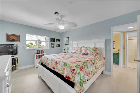 931 SE 9th Avenue Pompano Beach FL 33060
