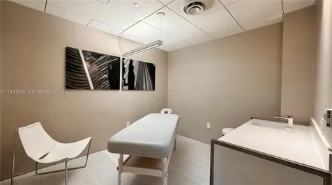 460 NE 28th Street Miami FL 33137