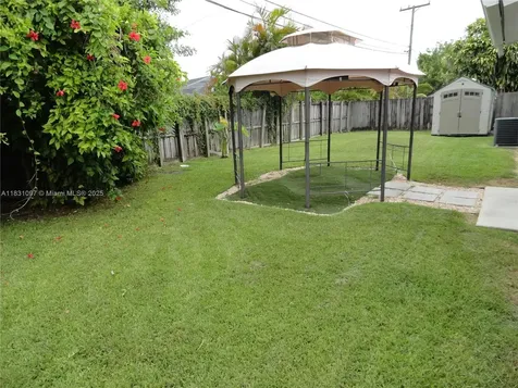 18901 SW 97th Avenue Cutler Bay FL 33157