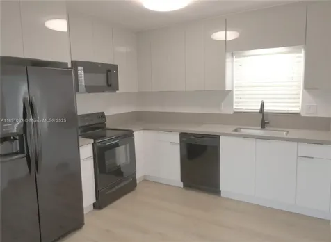 18901 SW 97th Avenue Cutler Bay FL 33157