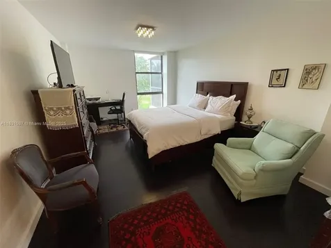 20335 W Country Club Drive Aventura FL 33180