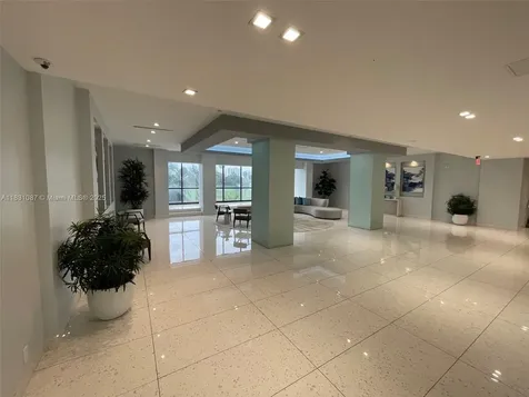 20335 W Country Club Drive Aventura FL 33180