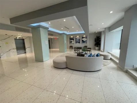 20335 W Country Club Drive Aventura FL 33180