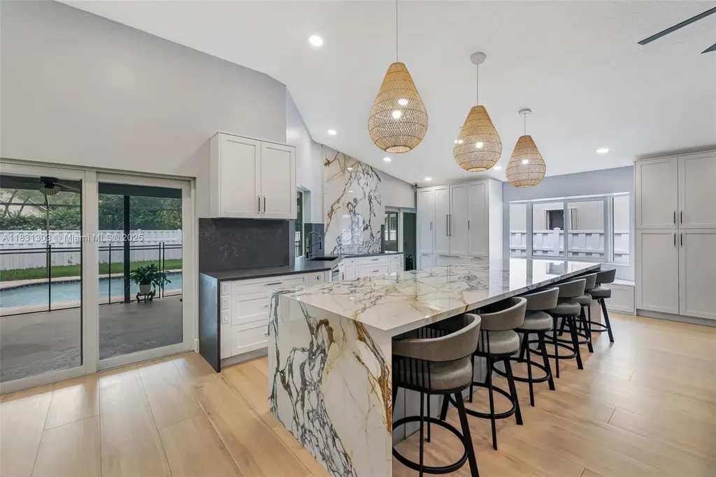 10077 N Springs Way Coral Springs FL 33076