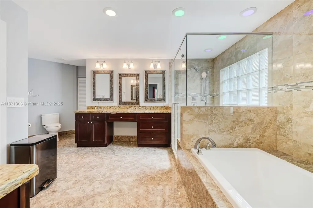 10077 N Springs Way Coral Springs FL 33076