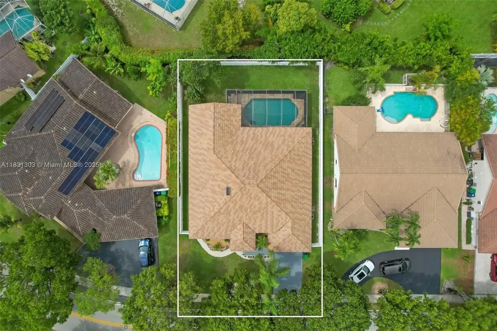 10077 N Springs Way Coral Springs FL 33076