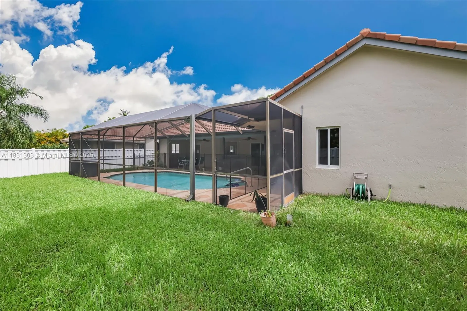 10077 N Springs Way Coral Springs FL 33076