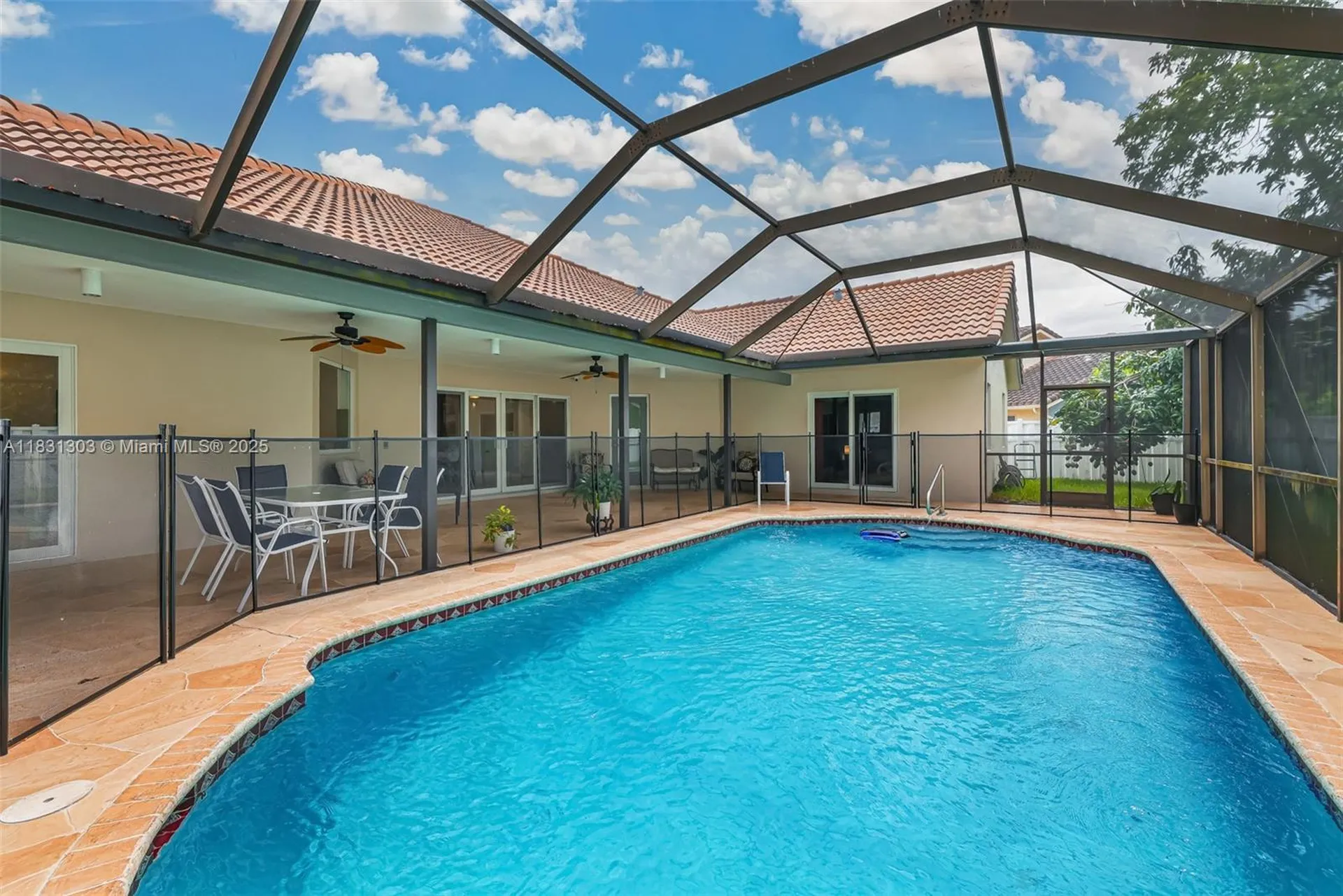 10077 N Springs Way Coral Springs FL 33076