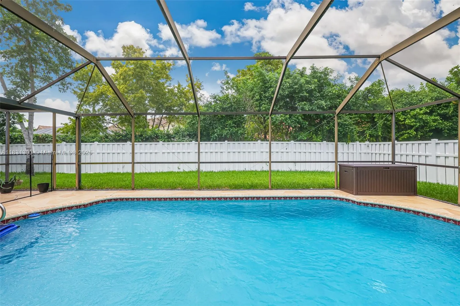 10077 N Springs Way Coral Springs FL 33076