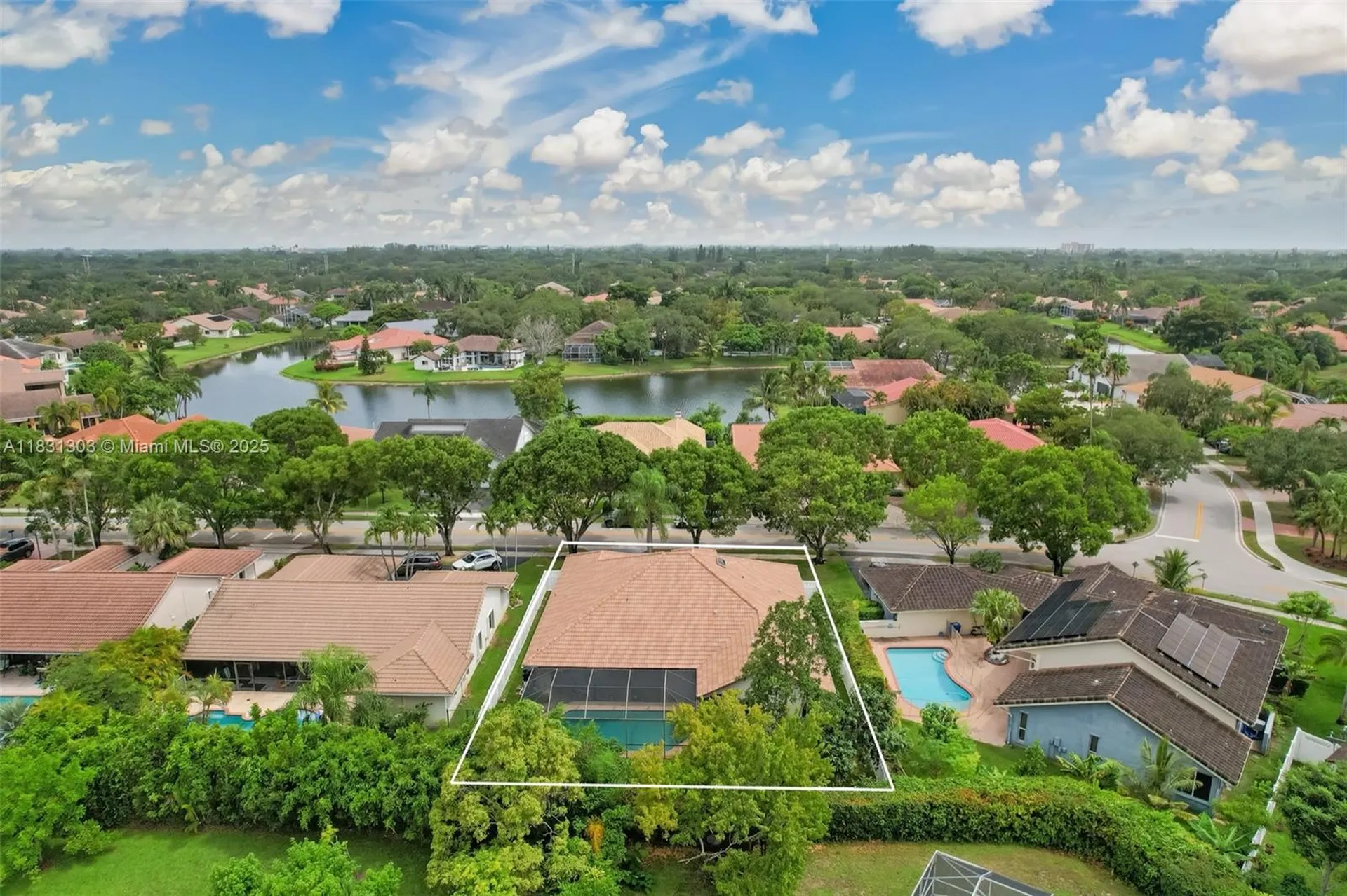 10077 N Springs Way Coral Springs FL 33076