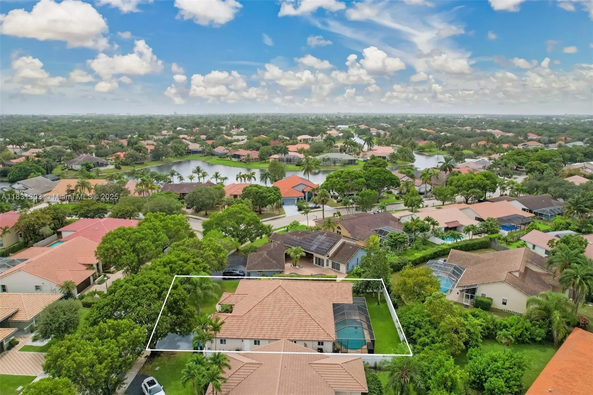 10077 N Springs Way Coral Springs FL 33076