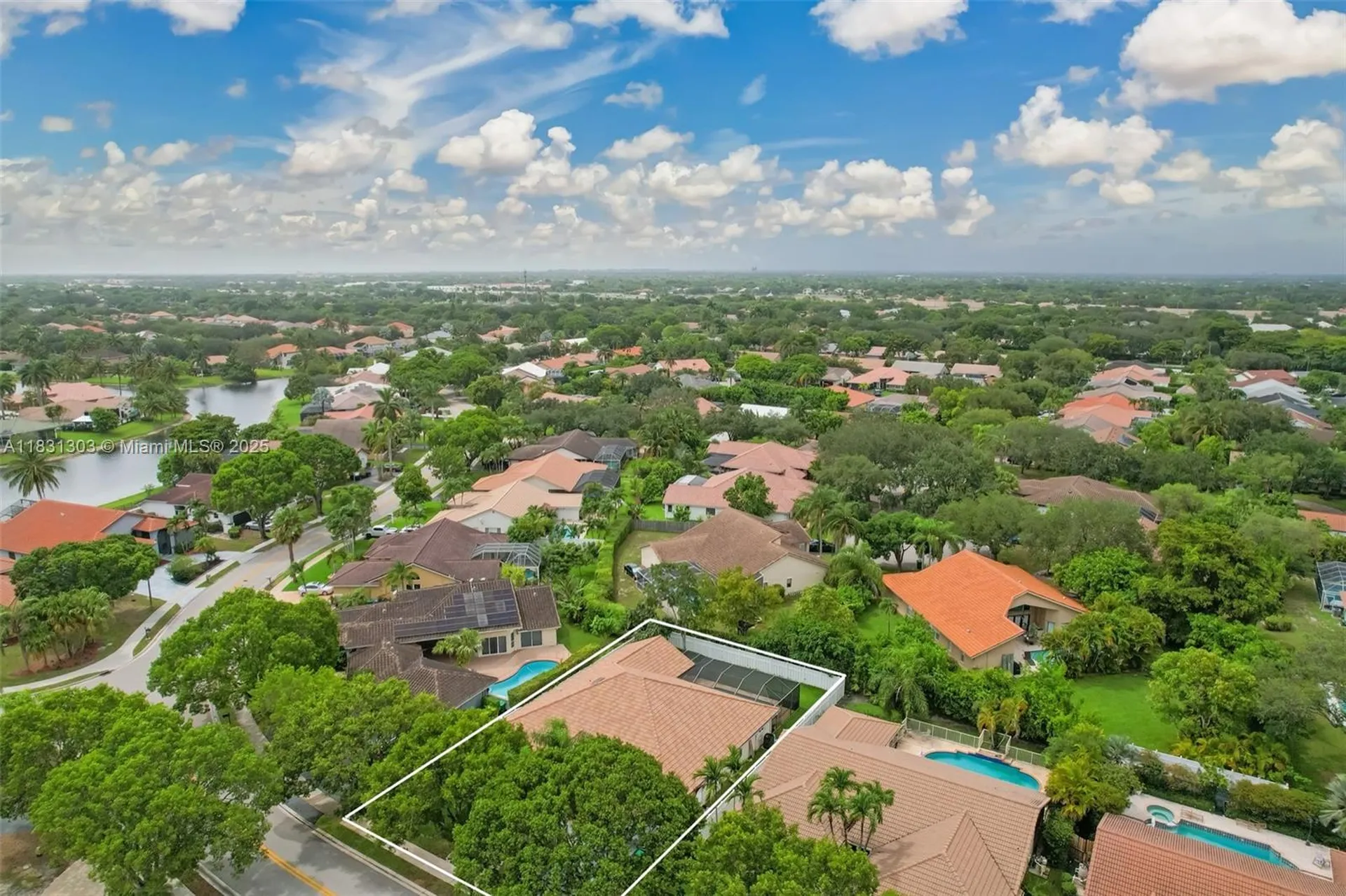 10077 N Springs Way Coral Springs FL 33076