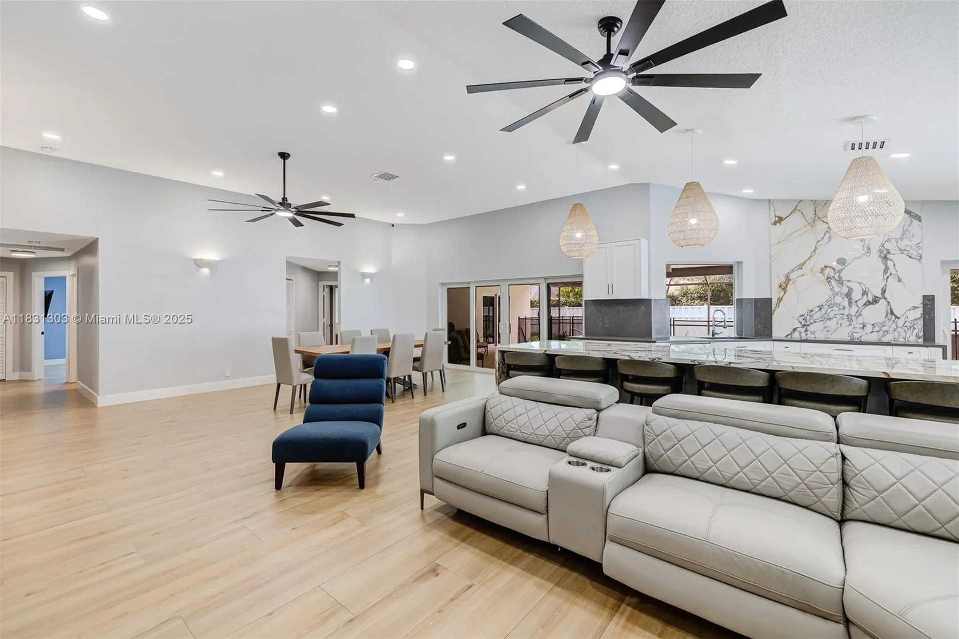 10077 N Springs Way Coral Springs FL 33076