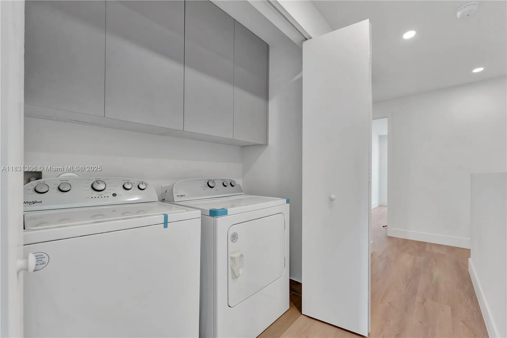 1563 NW 94th Way Coral Springs FL 33071