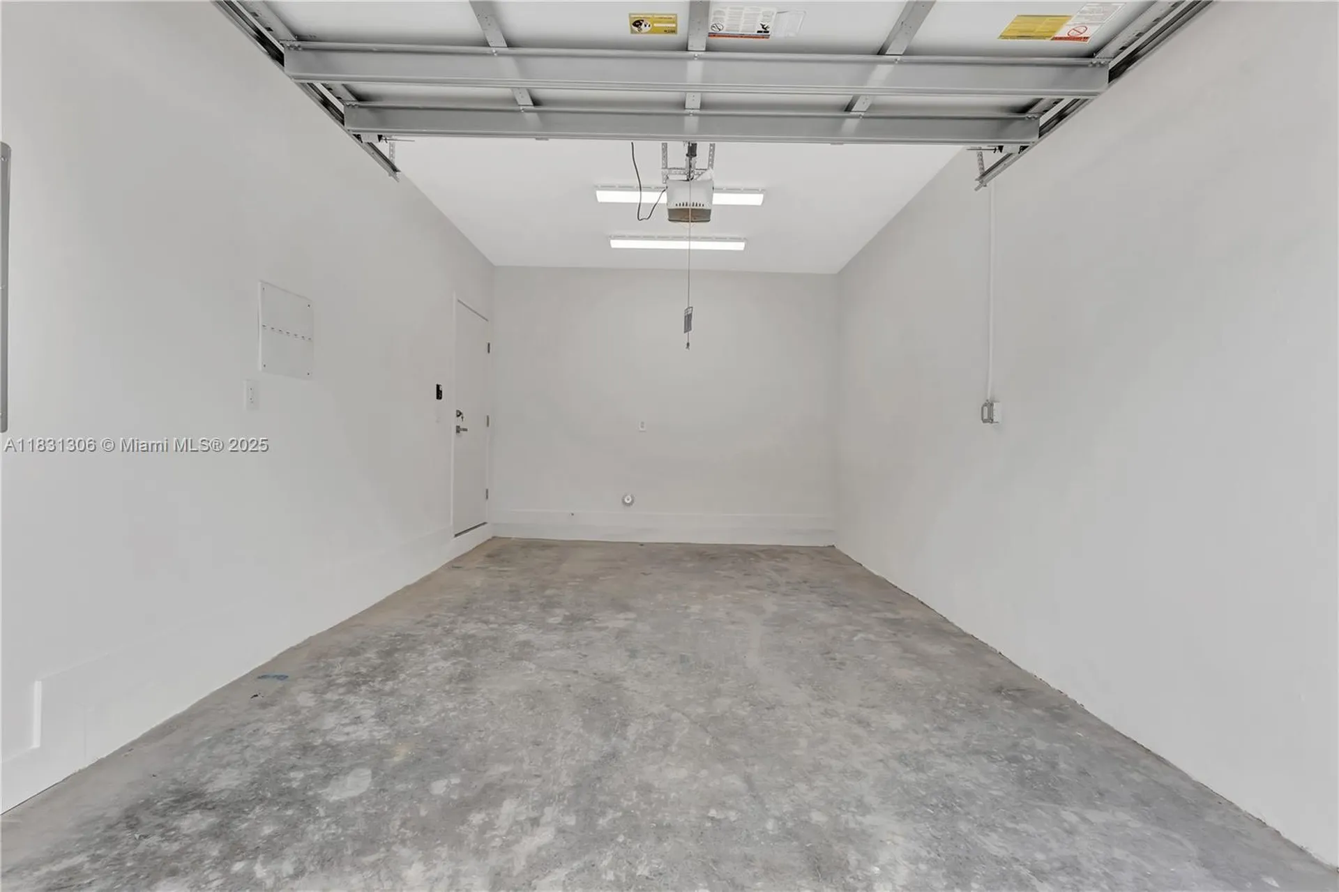 1563 NW 94th Way Coral Springs FL 33071