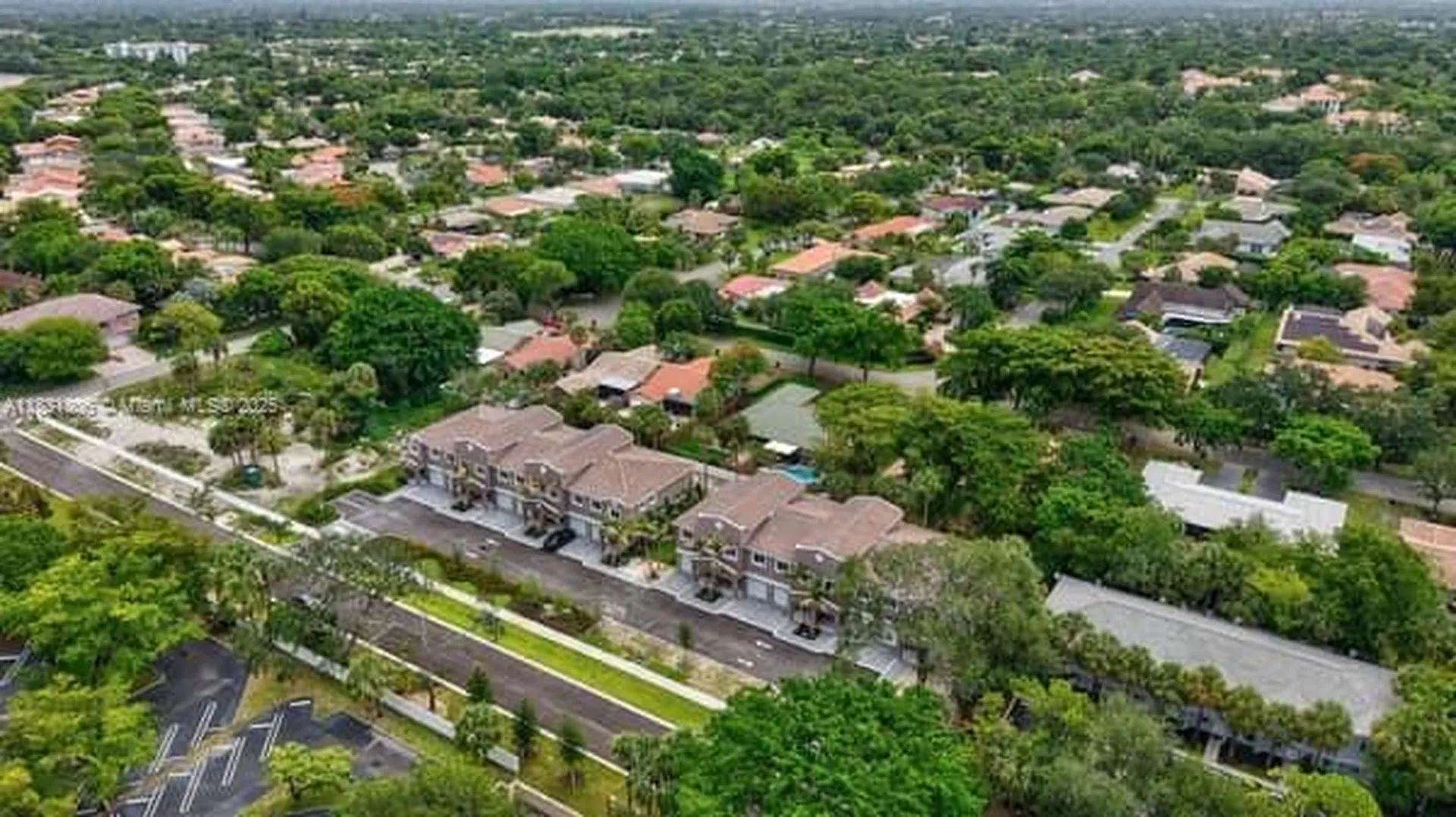 1563 NW 94th Way Coral Springs FL 33071