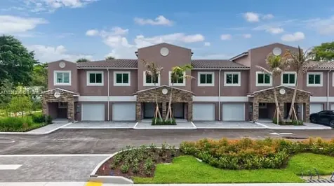 1563 NW 94th Way Coral Springs FL 33071