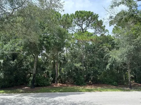 1992 SW Danforth Circle Palm City FL 34990