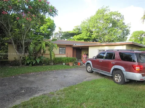 1112 NE 110th Street Miami FL 33161