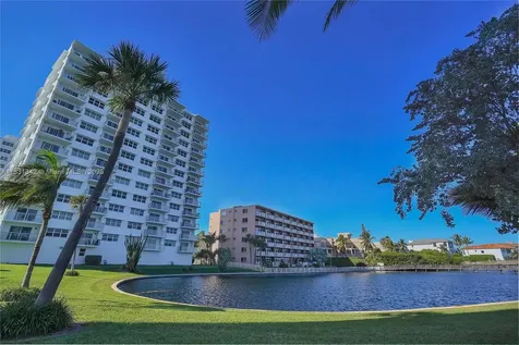1620 N Ocean Boulevard Pompano Beach FL 33062