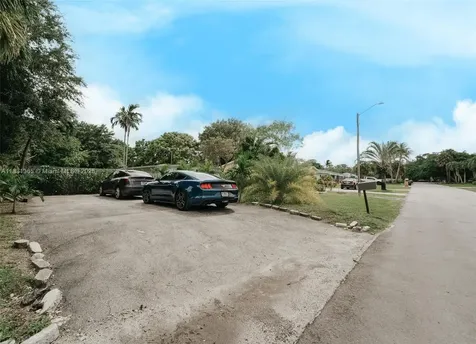 1430 SW 32nd Court Fort Lauderdale FL 33315
