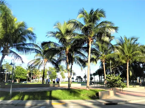 2000 N Bayshore Drive Miami FL 33137