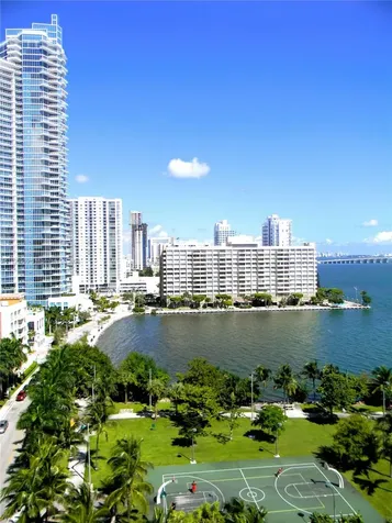 2000 N Bayshore Drive Miami FL 33137