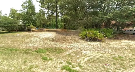 1139 W Hampshire Citrus Springs FL 34434
