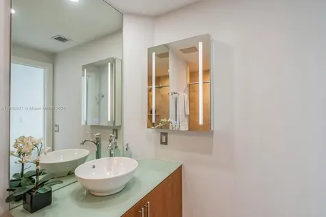 315 NE 3rd Avenue Fort Lauderdale FL 33301