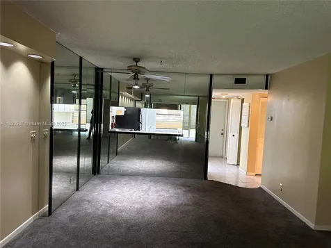 6575 W Oakland Park Boulevard Lauderhill FL 33313