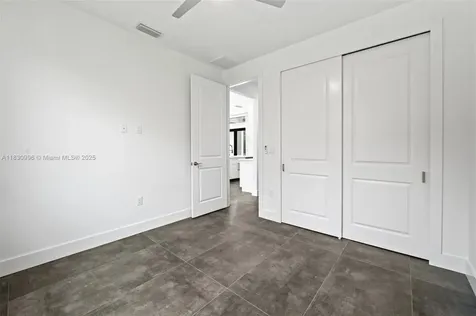 3324 NE 27 Naples FL 34120