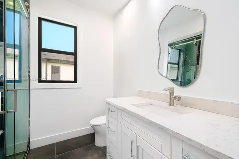 3324 NE 27 Naples FL 34120
