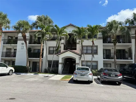 620 S Park Road Hollywood FL 33021