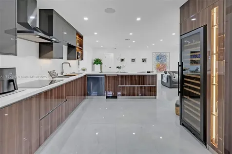 9241 SW 55th Street Cooper City FL 33328
