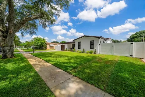 9241 SW 55th Street Cooper City FL 33328