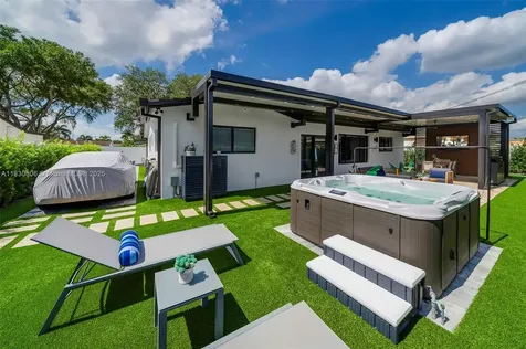 9241 SW 55th Street Cooper City FL 33328