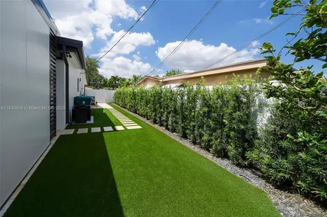 9241 SW 55th Street Cooper City FL 33328