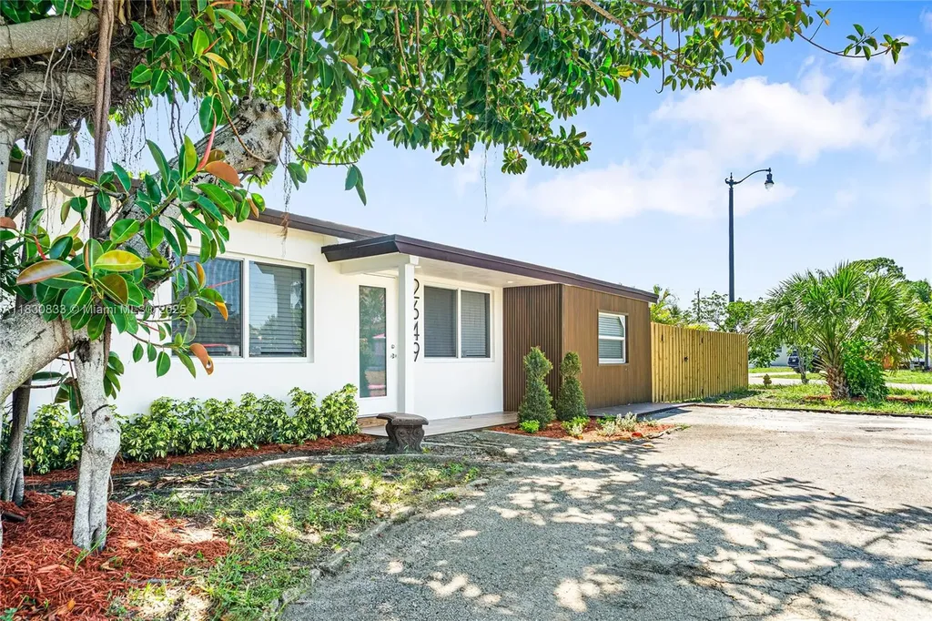 2649 NE 13th Terrace Pompano Beach FL 33064
