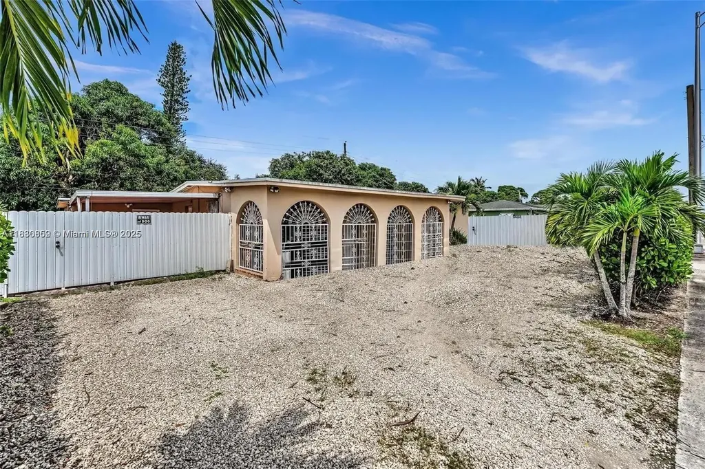 12840 NW 22nd Avenue Miami FL 33167