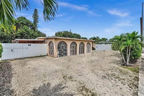 12840 NW 22nd Avenue Miami FL 33167