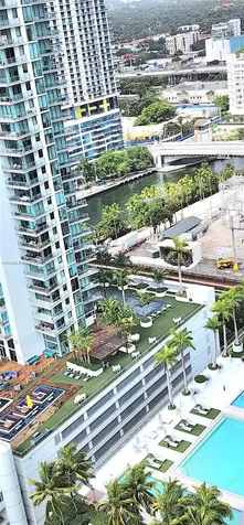 350 S Miami Avenue Miami FL 33130