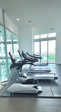 350 S Miami Avenue Miami FL 33130